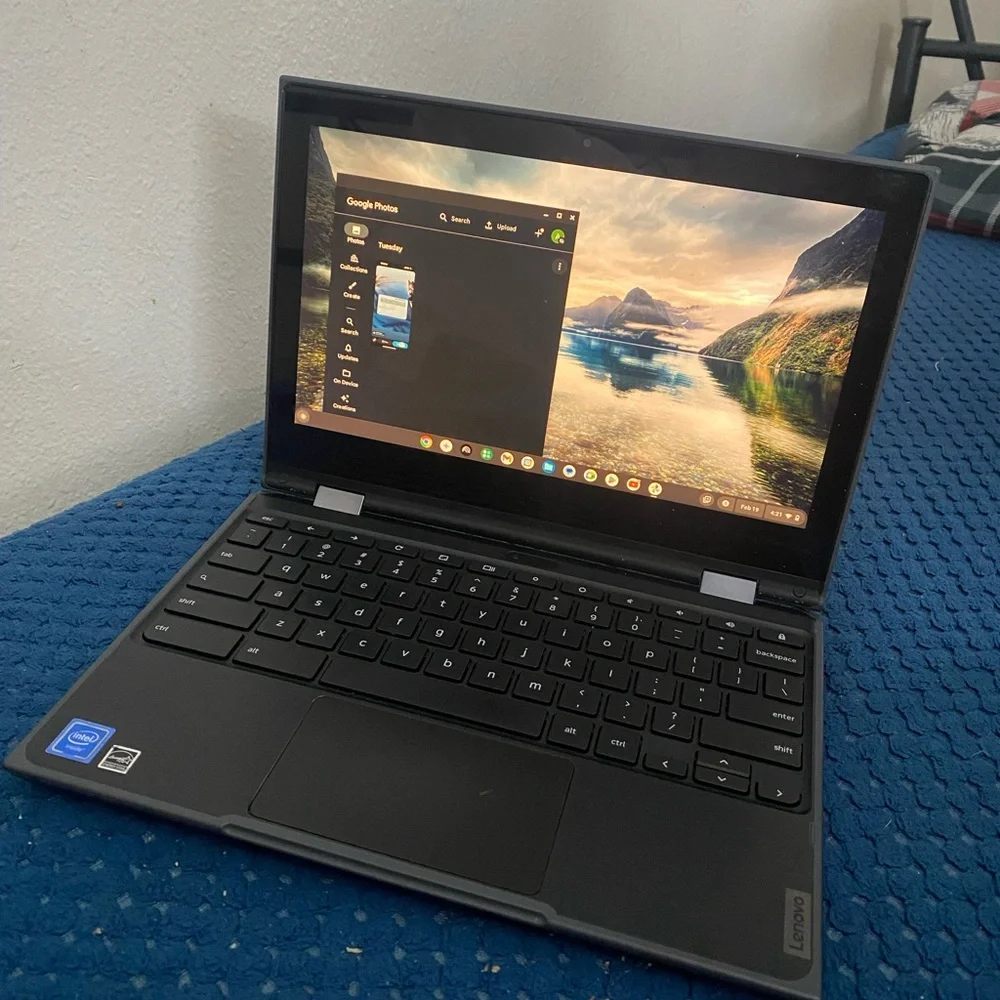 Lenovo 300e 2-in-1 Chromebook - 64GB Storage - Touchscreen Tablet